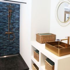 Configurez votre salle de bain en couleur cuivre