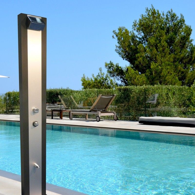 Douche solaire en aluminium