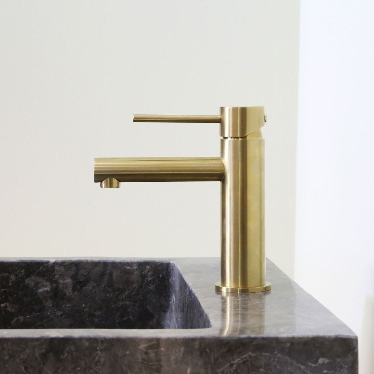 Luisa mitigeur lavabo bas or brossé